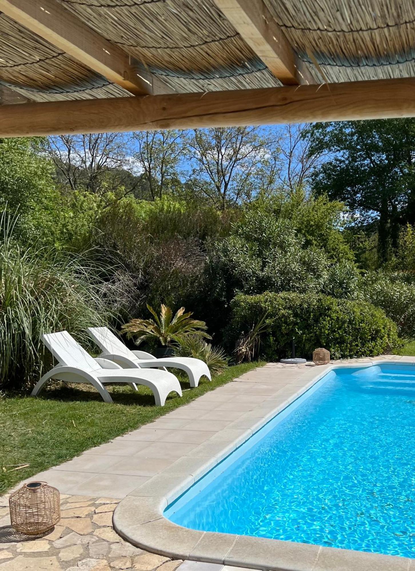 La Belle Riviere Ξενοδοχείο Salernes Εξωτερικό φωτογραφία